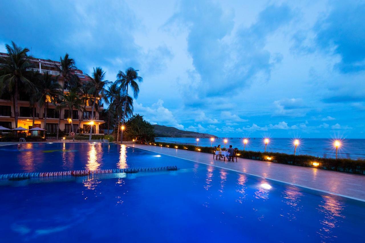 Hon Rom Central Beach Resort Mui Ne Exterior photo